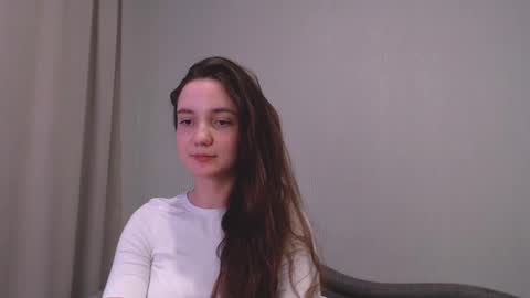 fireflies_fly_ online show from 03-12-25, 10:07