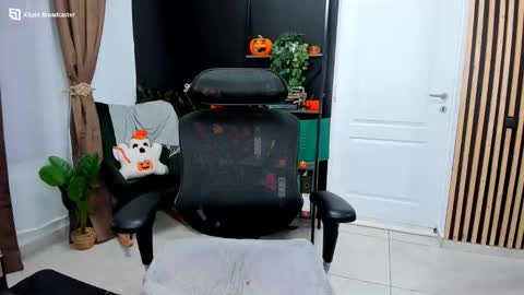 Kallisy online show from 11-15-25, 09:43