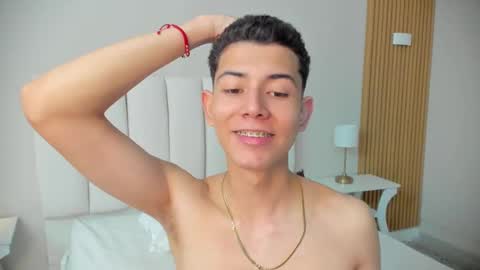 Nicolas online show from 10-10-25, 12:48