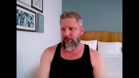 Snapshot of firemedic190 chatting on 05-11-26, 11:35 firemedic190 online show from 05-11-26, 11:35