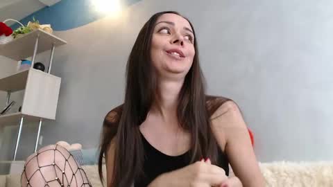 Snapshot of firesally_ chatting on 05-14-26, 10:00 ArinaimasCute online show from 05-14-26, 10:00