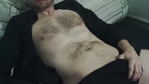 Snapshot of fisketilt chatting on 09-19-25, 10:43 monkeyfish online show from 09-19-25, 10:43