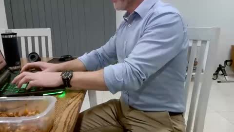 fit_worker online show from 05-28-26, 08:11