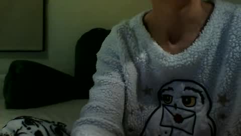 Snapshot of fitbut chatting on 12-15-24, 09:53 Fitbut online show from 12-15-24, 09:53