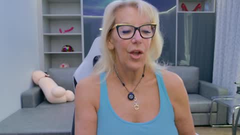 Bianca online show from 03-20-26, 03:06