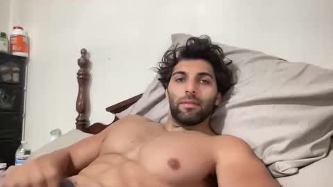 fitcurvyman4fun_69 online show from 05-04-26, 02:24