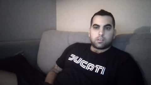 Snapshot of fitdan89 chatting on 06-21-26, 05:32 fitdan89 online show from 06-21-26, 05:32