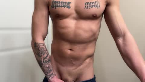Snapshot of fithornyandtatted chatting on 02-17-25, 11:20 fithornyandtatted online show from 02-17-25, 11:20