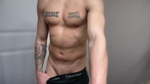 Snapshot of fithornyandtatted chatting on 02-17-26, 05:08 fithornyandtatted online show from 02-17-26, 05:08