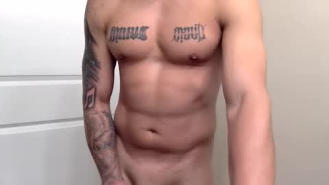 Snapshot of fithornyandtatted chatting on 04-27-26, 10:30 fithornyandtatted online show from 04-27-26, 10:30