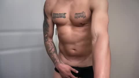 Snapshot of fithornyandtatted chatting on 05-14-26, 11:44 fithornyandtatted online show from 05-14-26, 11:44