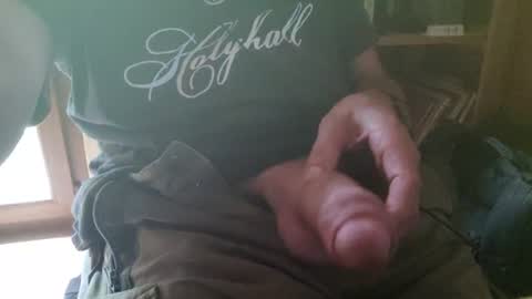 Snapshot of fiveforwilly1 chatting on 07-30-26, 05:34 Markus online show from 07-30-26, 05:34