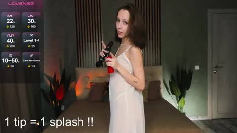 im Linda please give me thumbs up online show from 10-16-25, 09:54