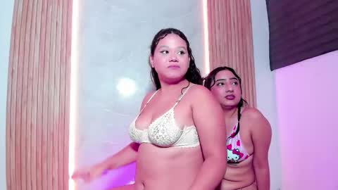 Snapshot of fkndream18 chatting on 12-16-25, 02:49 Sophia Antonella Ryan online show from 12-16-25, 02:49