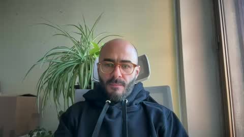 Fla is short for Flavio online show from 12-16-24, 01:11