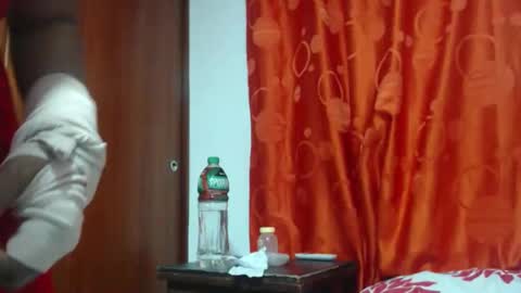 Snapshot of flacahot33 chatting on 06-04-26, 04:40 flacahot33 online show from 06-04-26, 04:40