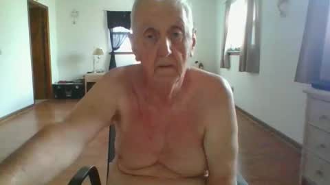 Snapshot of flamale65to chatting on 02-19-26, 01:18 flamale65to online show from 02-19-26, 01:18