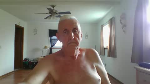 Snapshot of flamale65to chatting on 03-15-26, 08:15 flamale65to online show from 03-15-26, 08:15