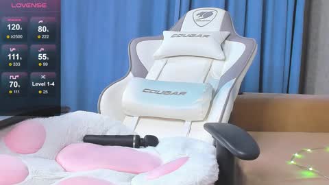 Yana online show from 12-13-24, 11:39