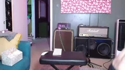 Snapshot of flanneldong chatting on 09-29-25, 10:20 Flannel Dong online show from 09-29-25, 10:20