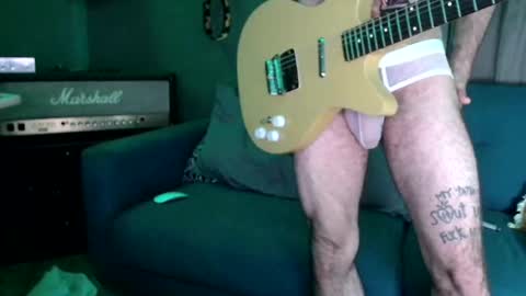 Snapshot of flanneldong chatting on 10-15-25, 01:22 Flannel Dong online show from 10-15-25, 01:22