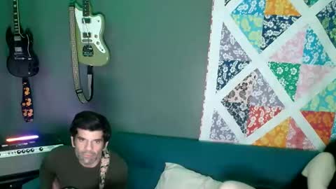 Snapshot of flanneldong chatting on 11-22-25, 06:12 Flannel Dong online show from 11-22-25, 06:12