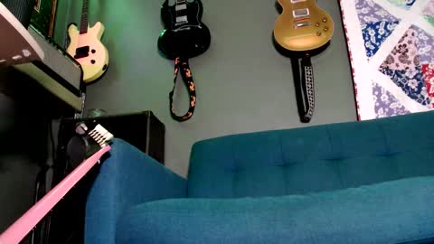 Snapshot of flanneldong chatting on 11-27-25, 04:42 Flannel Dong online show from 11-27-25, 04:42