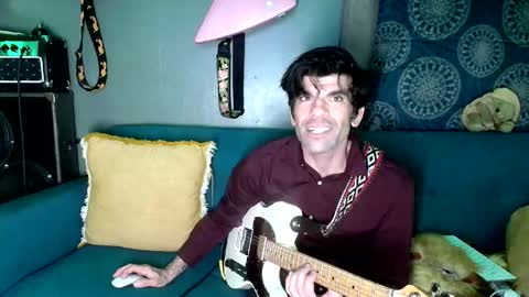 Snapshot of flanneldong chatting on 11-28-25, 01:25 Flannel Dong online show from 11-28-25, 01:25