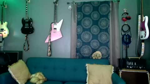 Snapshot of flanneldong chatting on 11-29-25, 02:25 Flannel Dong online show from 11-29-25, 02:25