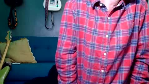 Snapshot of flanneldong chatting on 12-04-25, 02:10 Flannel Dong online show from 12-04-25, 02:10