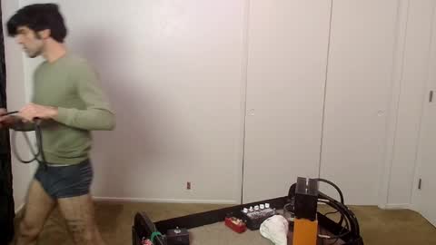 Snapshot of flanneldong chatting on 12-14-25, 10:20 Flannel Dong online show from 12-14-25, 10:20