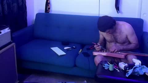 Flannel Dong online show from 03-28-26, 02:11