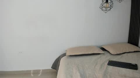 Flavia online show from 04-06-26, 01:34