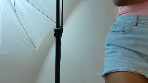 Flavia online show from 05-18-26, 12:22