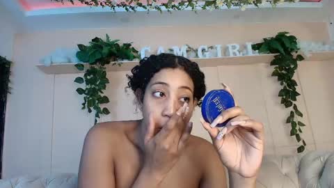 Flavia online show from 05-26-26, 12:23