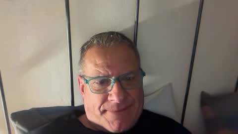 Snapshot of flavor1972 chatting on 11-05-25, 08:53 flavor1972 online show from 11-05-25, 08:53