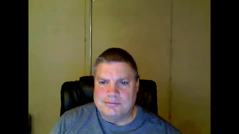 Snapshot of fletch32 chatting on 12-28-24, 03:48 jd online show from 12-28-24, 03:48