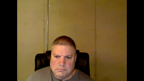 Snapshot of fletch32 chatting on 02-09-25, 02:38 jd online show from 02-09-25, 02:38