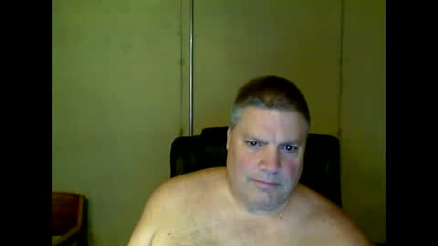 Snapshot of fletch32 chatting on 02-23-25, 04:17 jd online show from 02-23-25, 04:17
