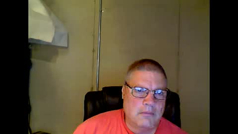 Snapshot of fletch32 chatting on 10-02-25, 07:54 jd online show from 10-02-25, 07:54