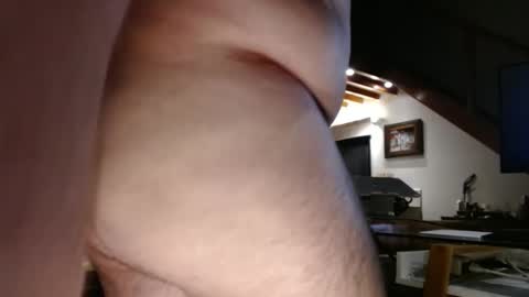 Snapshot of fleud chatting on 10-14-25, 04:02 fleud online show from 10-14-25, 04:02