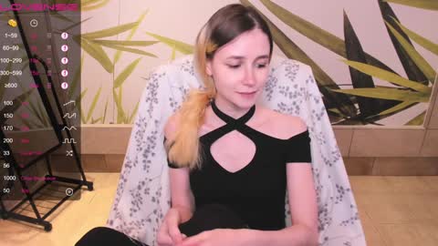 FlexiMona online show from 01-25-25, 09:47