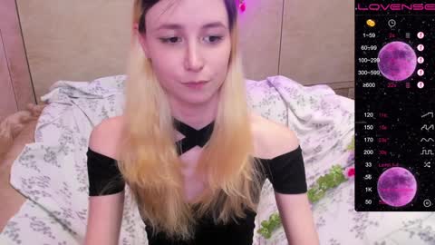 FlexiMona online show from 01-31-25, 12:40