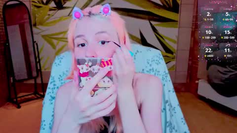 Snapshot of fleximona chatting on 06-14-26, 10:06 FlexiMona online show from 06-14-26, 10:06