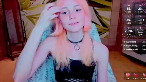 Snapshot of fleximona chatting on 06-14-26, 10:12 FlexiMona online show from 06-14-26, 10:12