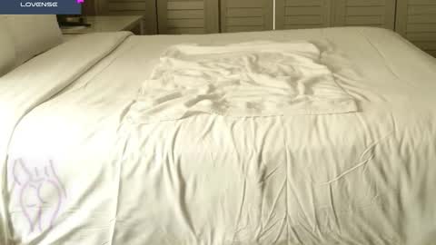 Snapshot of flexybae1997 chatting on 02-12-26, 04:29 FlexyBoy997 online show from 02-12-26, 04:29