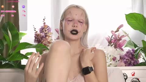 Snapshot of flexylover_ chatting on 10-18-25, 08:15 Im nude naked fuck lovense online show from 10-18-25, 08:15