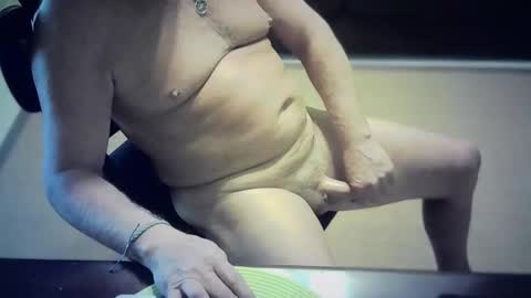 Snapshot of flfireguy1952 chatting on 03-09-26, 05:06 flfireguy online show from 03-09-26, 05:06