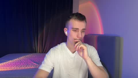 flikyy online show from 12-21-25, 03:41