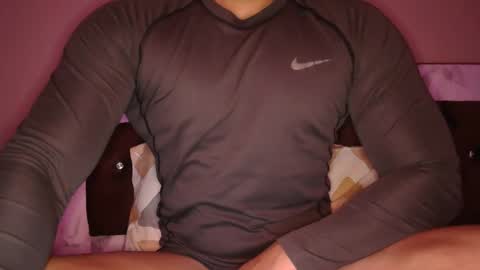 Snapshot of flirtsxxx chatting on 11-23-25, 07:13 flirtsxxx online show from 11-23-25, 07:13